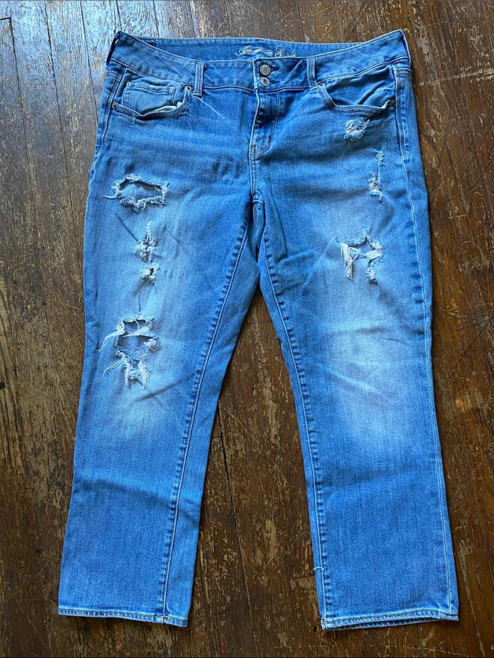 American Eagle Outfitters Light Blue Ankle Distressed Boyfriend Jeans Size 16